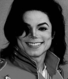 Of your favorite photos which you like more  when mj smiles?