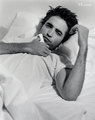  would any body leave there bf 4 robert pattinson if he ask u 2.