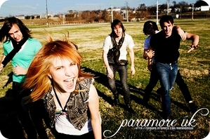  Paramore! ya dont like them GET OVER IT!