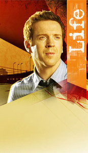  Damian Lewis stars as Detective Charlie Crews