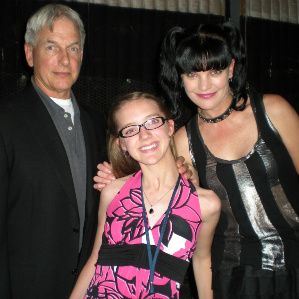  Mark Harmon, Carly and Pauley Perrette