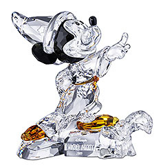 Sorcerer Mickey, large by swarovski
Mickey tries his hand at magic. Complete your Disney collection 