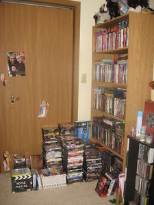  Just because I can...here's a picture I took about 10 मिनटों पूर्व of how my DVD's are now. I think my