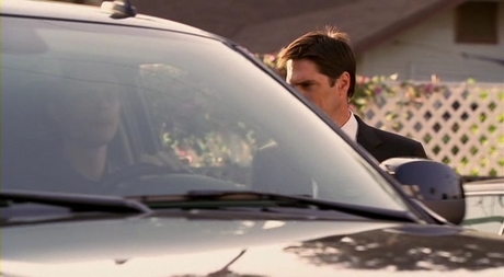 And the Sekunde one shows Reid actually driving. Now, I want one of Reid smiling