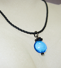  i found one similar on ebay here's the link http://cgi.ebay.com.au/H20-Just-Add-Water-Necklace-H2O-M