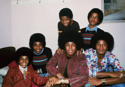 :))
I had a dream with all MJ's brothers and it took me all day

wow..long dream.. yeah..we talked