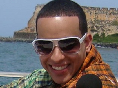  Don't miss out! 提交 your must-know 问题 on our website and tune in to see if Daddy Yankee an