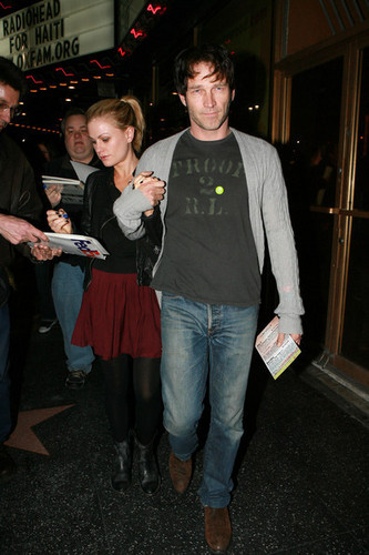 Anna Paquin and Steven Moyer oustide the Radiohead charity concert at the Henry Fonda Theatre 