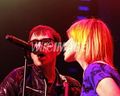 Hayley Singing With Weezer - paramore photo