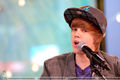 J.Bieber in Good Morning America - justin-bieber photo