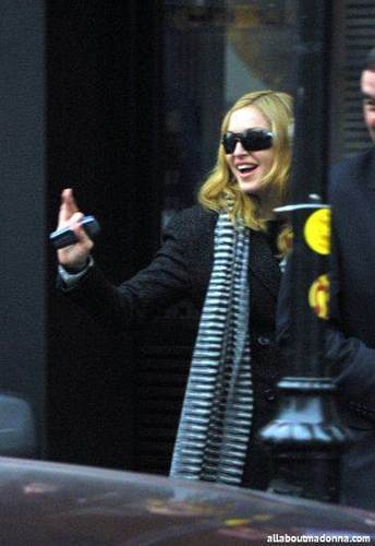  Madonna In Luân Đôn (January 21 2004)