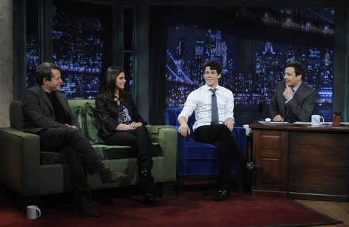  Late Night Show with Jimmy Fallon‏ (January 08, 2010)
