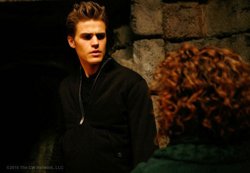 http://images2.fanpop.com/image/photos/10100000/fool-me-once-1x14-the-vampire-diaries-tv-show-10132028-500-346.jpg