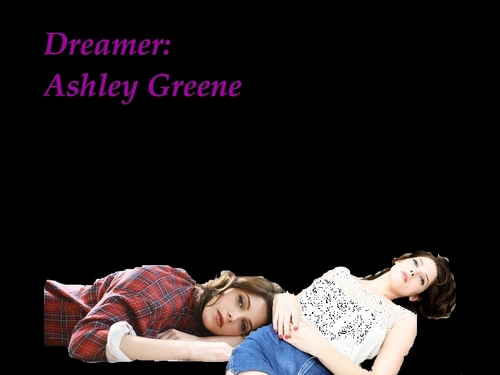 Ashley Greene 