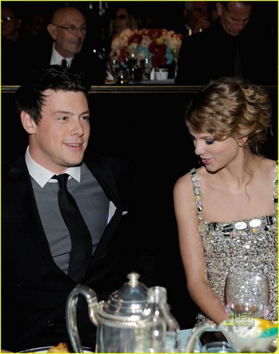  Cory and Taylor تیز رو, سوئفٹ @ Pre Grammys Party