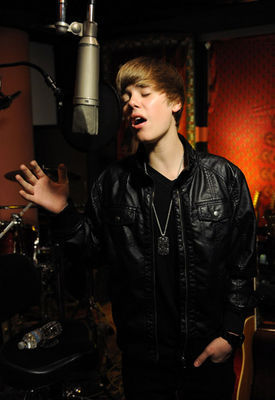 Events > 2010 > February 1st - "We Are  The World" 25 Years For Haiti Recording Session - justin-bieber  photo