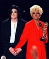 Funny!! MJ & Diana Ross - michael-jackson photo
