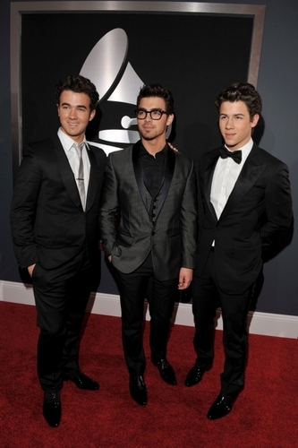  Jonas Brothers - Grammys. 31.01.10