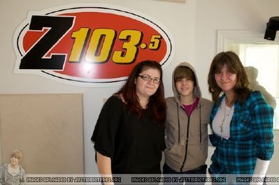 Radio Stations > 2009 > November 2009 - Z103.5
