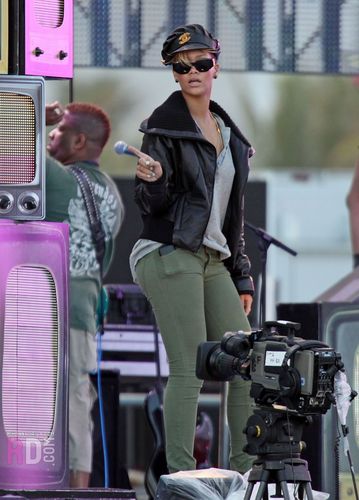  Rehearsals for the Pepsi and VH1 Super Bowl fan selai in Miami - February 3, 2010