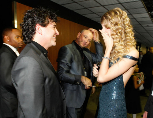  Taylor Grammys Backstage!