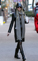 Taylor Momsen On Set - February 1st - gossip-girl photo