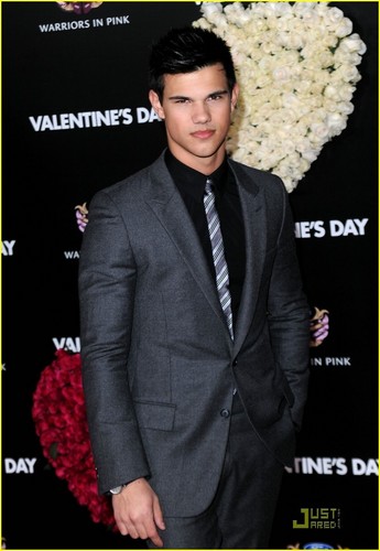 “Valentine’s Day” Los Angeles Premiere 