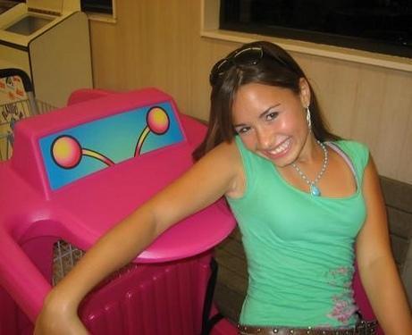  Demi Lovato rare