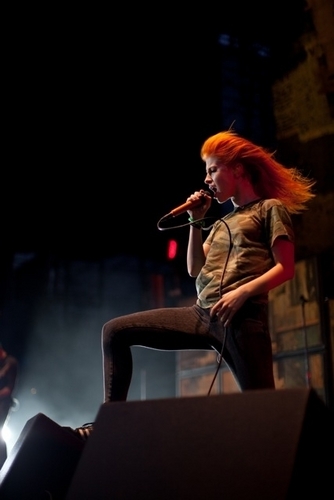  Hayley on stage