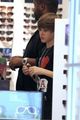 Justin Bieber shopping in Miami - justin-bieber photo
