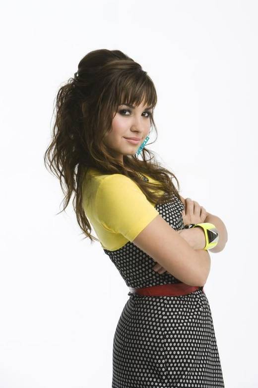 How Old Is Demi Lovato 15