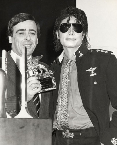  I Cinta anda MJ