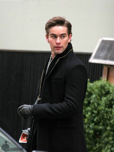 Jan 14: On the set of 'Gossip Girl' in NYC