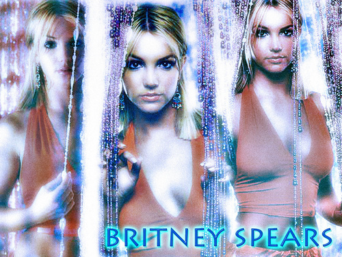 Pretty Britney Beads Wallpaper
