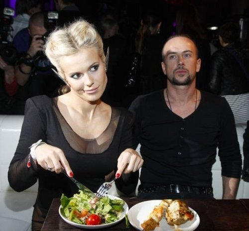  Doda with Nergal - Party of Polsat / eating