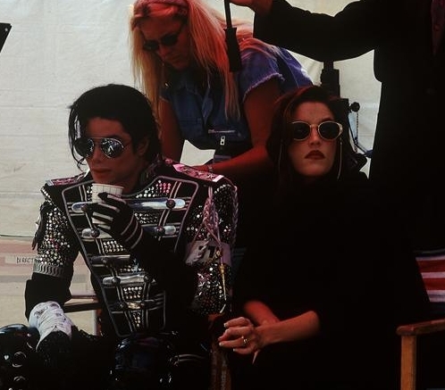  MJ and Lisa