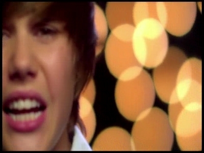 justin bieber one less lonely girl concert. Bieber-one less lonely of