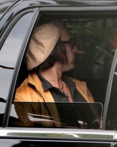  johnny depp Johnny leaving the Polo Lounge at the Beverly Hills -18 Feb 2010