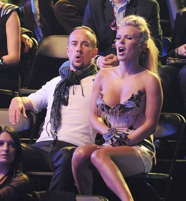 Doda with Nergal in the audience. (VCA 2010)