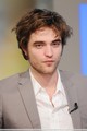 HQ Pictures of Rob on The Early Show  - twilight-series photo