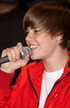 Justin Bieber Smile - justin-bieber photo