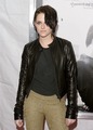 Kristen Stewart at the Premiere of Remember Me - twilight-series photo