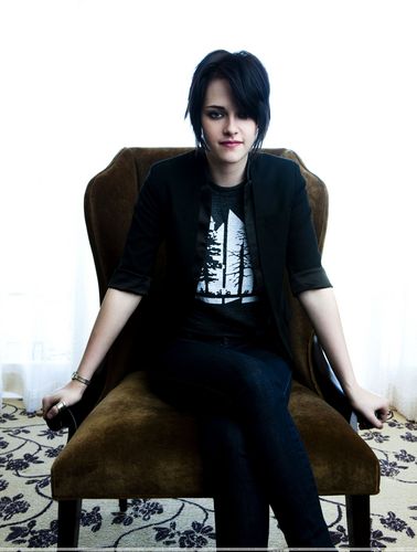  New Old pics from Bevery Hills Portrait Session (2009)