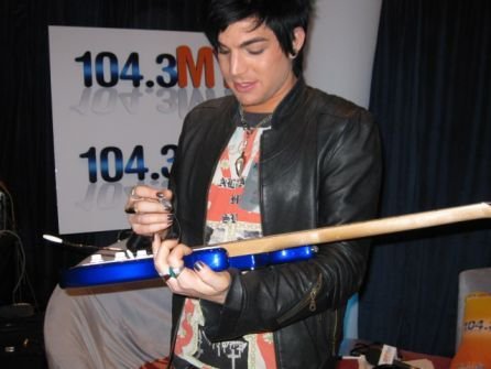 New pix of adam at the pre-grammys party !!!!!!!