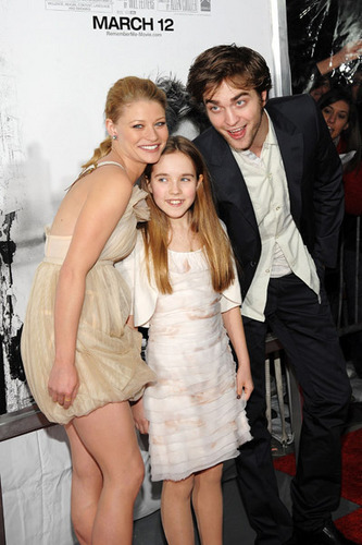 Remember Me Premiere in NYC (01/03/2010)