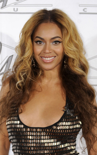  Beyoncé at the 40/40 Club party (March 2)