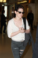 More Pics of Kristen Leaving NYC (HQ) - robert-pattinson-and-kristen-stewart photo