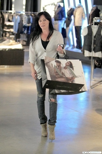 Shannen Doherty shops at The Armani Exchange on Robertson Blvd