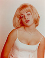 Sue Lyon - fabulous-female-celebs-of-the-past photo