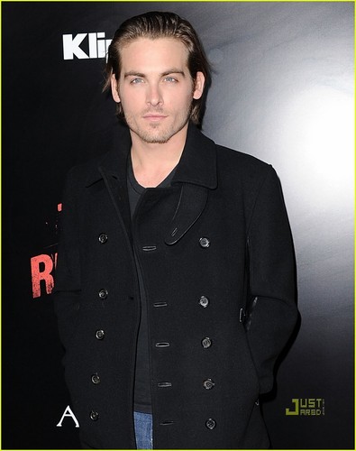 Kevin Zegers Checks Out The Runwaways